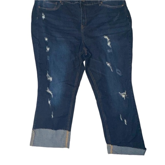 “COPPERFLASH” plus size 24W Distressed Jeans NWOT 🏷️ - Picture 3 of 8